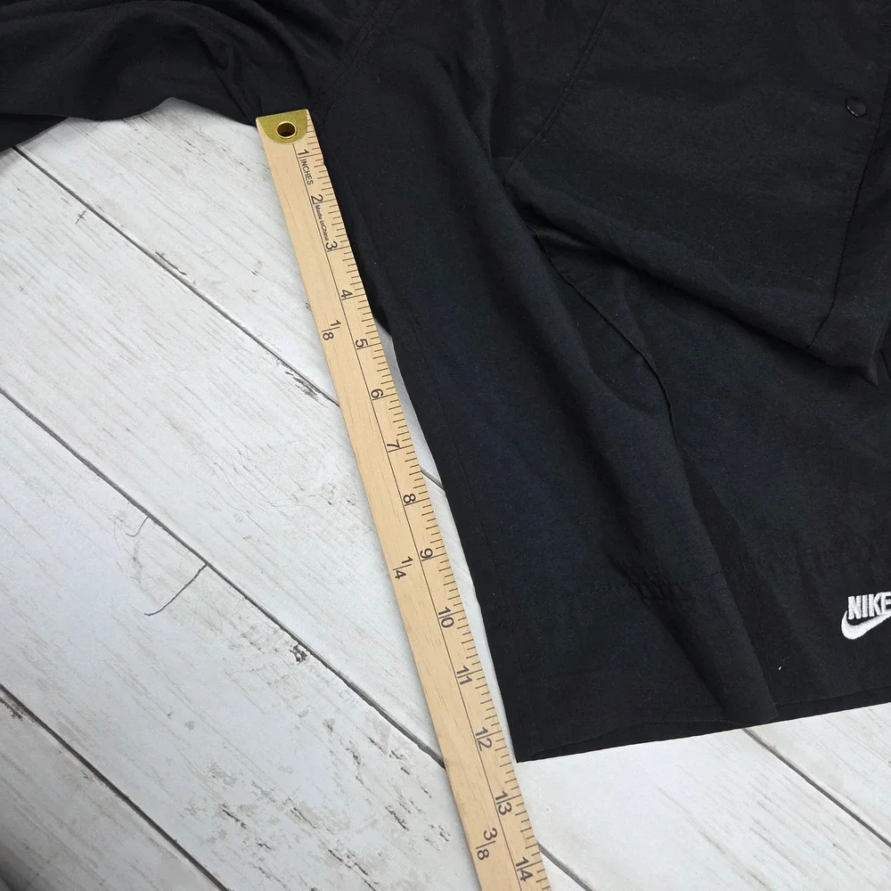 Nike‎ Shorts Women L Black 268077-010 Athletic Drawstring Zip Front Swoosh Logo